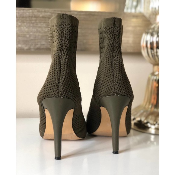 Express Open Toe Olive Green Sock Ankle Bootie Heels Size- 7 - Picture 7 of 9